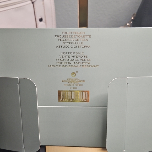 Prada Light Green Tote Bag With Gift Box! - Picture 8 of 8